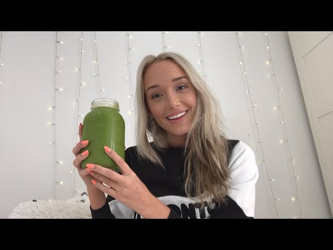 Come hangout!! Drinking a smoothie and chatting 🤗💕 (Not ASMR)