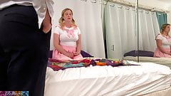 Curvy stepdaughter learns anal Sex