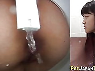 Tight Japan cunt peeing