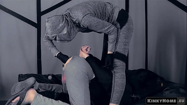 Mistrss femdom hardcore anal stretching – crazy couple