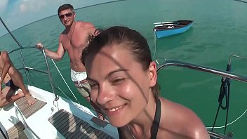 Mega Sex Party auf dem Boot – Pornstars